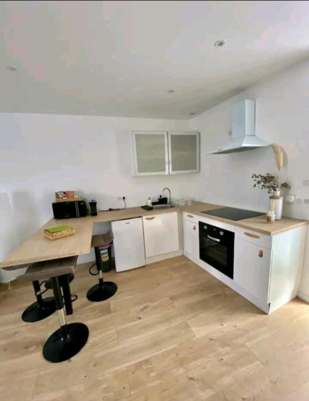 Maison De Ville بوغينايس المظهر الخارجي الصورة